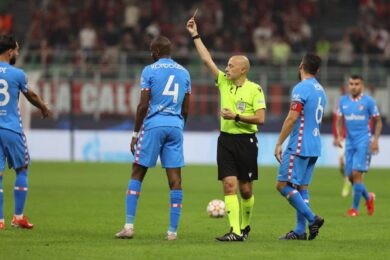 Milan-Atletico Madrid: tifosi infuriati con Cakir, danneggiò anche la Juventus