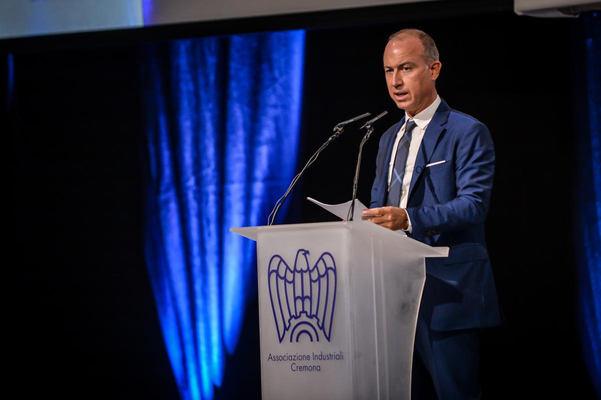 Confindustria Lombardia, Buzzella nuovo presidente: prende posto di Bonometti Confindustria Lombardia, Buzzella nuovo presidente: prende posto di Bonometti