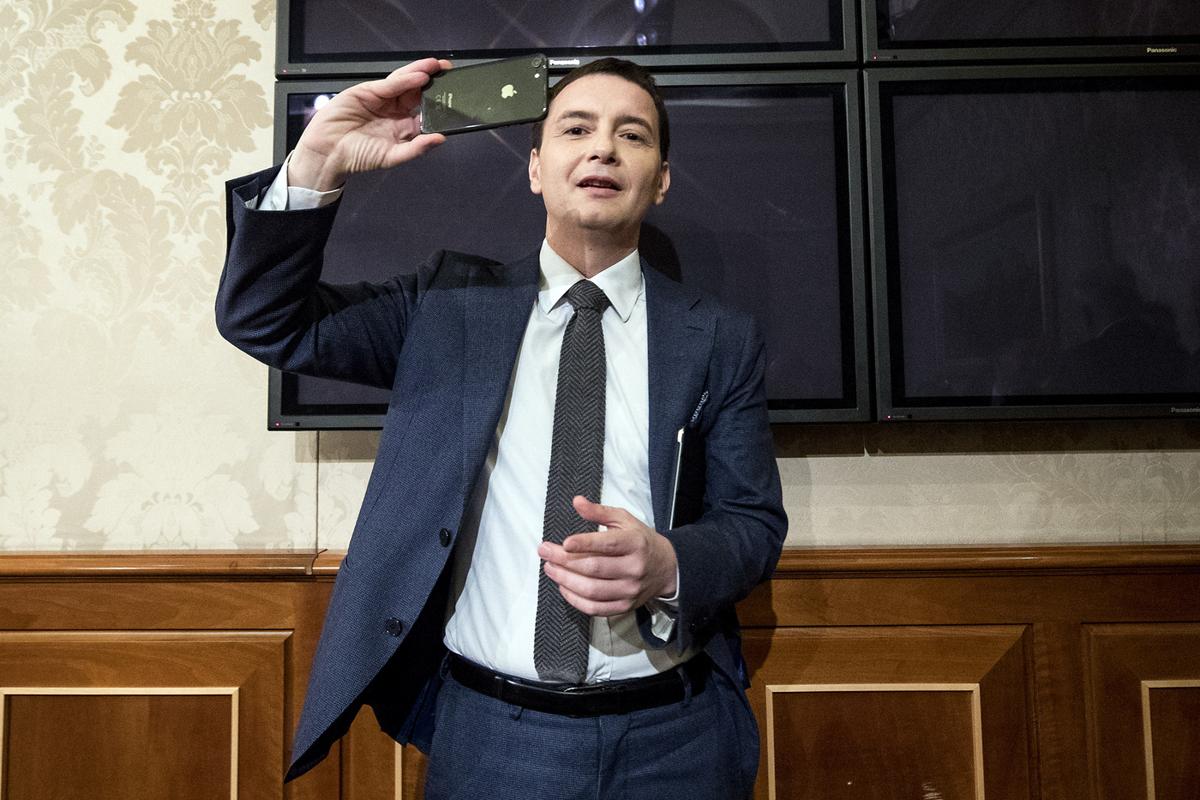 Morisi, escort del festino: “Droga stupro avuta da lui. Compenso? 4mila €”