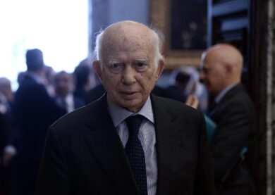 Cirino Pomicino: “Il centro? Solo un segnale stradale. Nessuna svolta”