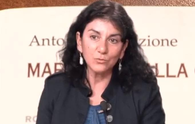 Manzione, nuovo incarico per l’ex vigilessa renziana: stavolta al Demanio Manzione, nuovo incarico per l’ex vigilessa renziana: stavolta al Demanio