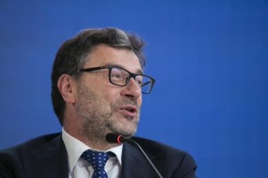Pnrr: Mise, firmato decreto Fondo Impresa Donna da 40 milioni