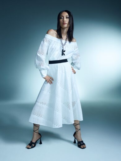 Karl Lagerfeld incanta Parigi