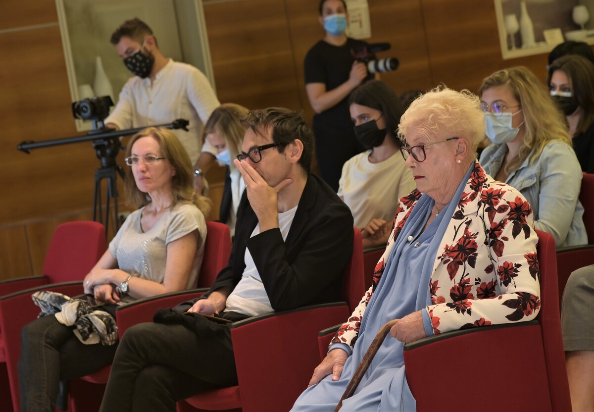 Premio Lattes Grinzane 2021 a Nicola Lagioia Premio Lattes Grinzane 2021 a Nicola Lagioia