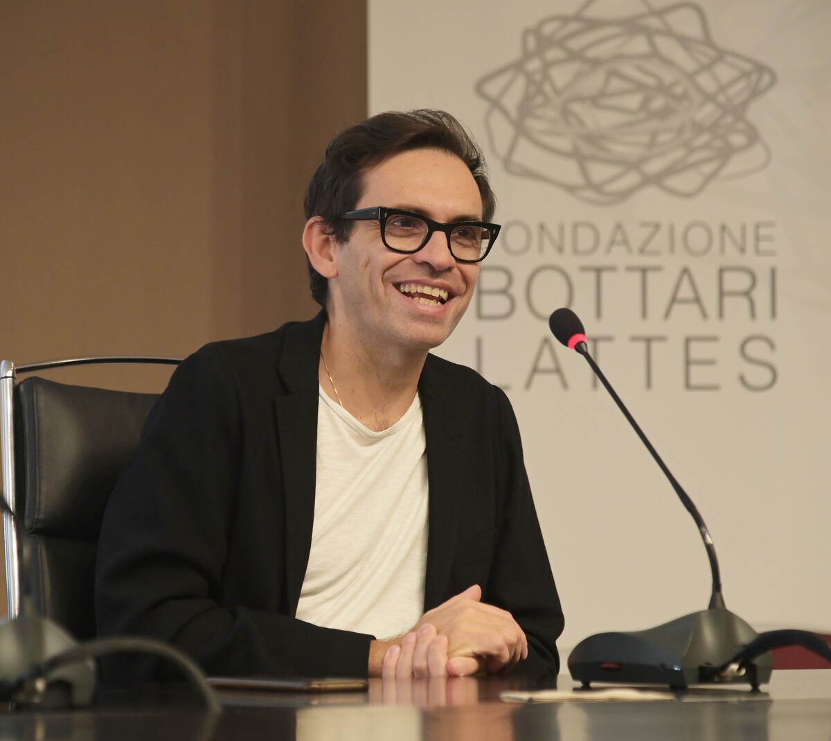 Premio Lattes Grinzane 2021 a Nicola Lagioia Premio Lattes Grinzane 2021 a Nicola Lagioia