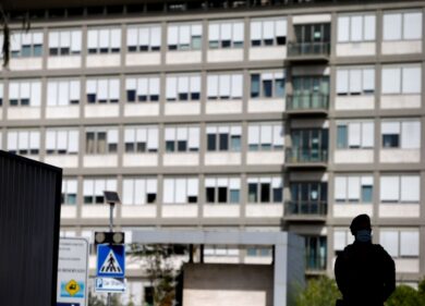 Vitaliano Trevisan: “Prigioniero in psichiatria, se me ne vado rischio Tso”