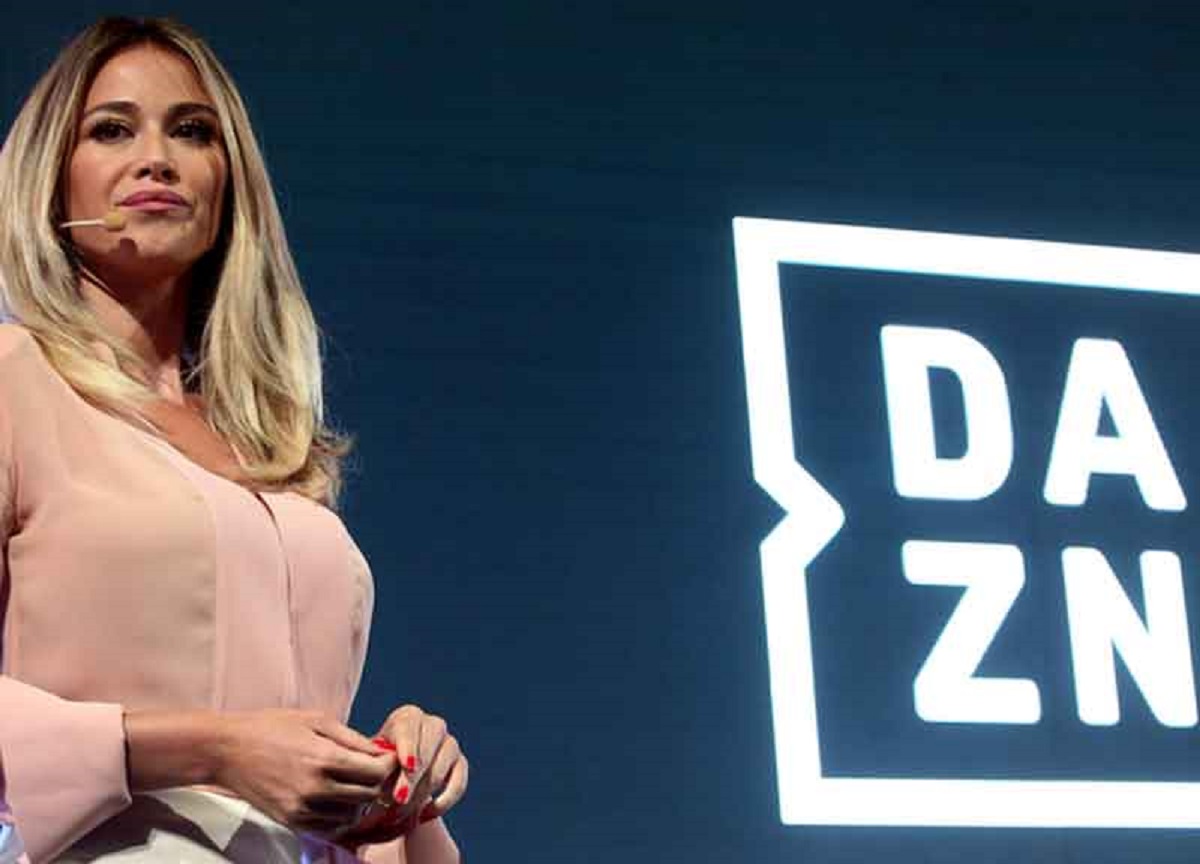 DAZN problemi, ultimatum AGCOM: “Avete 30 giorni per uno streaming di qualità” DAZN problemi, ultimatum AGCOM: “Avete 30 giorni per uno streaming di qualità”