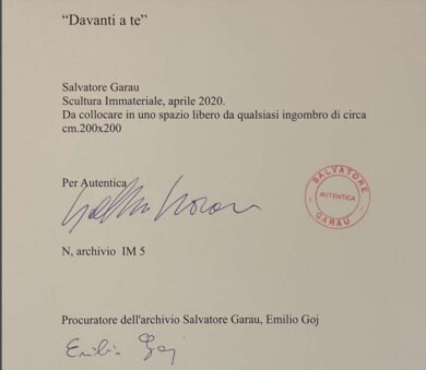 “Davanti a te”, altra opera invisibile: asta a Milano sulla scultura di Garau