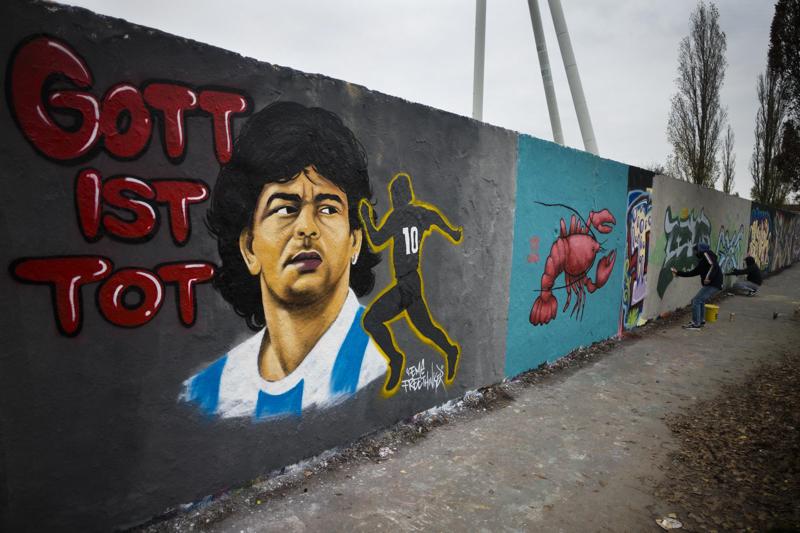 Calcio sul web: Amazon Prime Video lancia la serie “Maradona: Sogno Benedetto” Calcio sul web: Amazon Prime Video lancia la serie “Maradona: Sogno Benedetto”