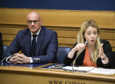 Fascismo, svolta di Meloni: FdI voterà la mozione per sciogliere Forza Nuova