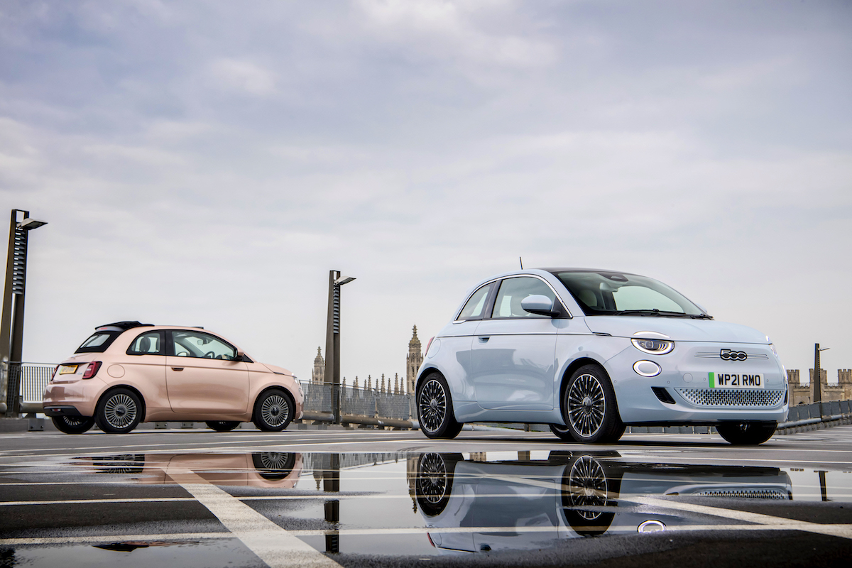 Nuova 500 è “Small Car of the Year” ai News UK Motor Awards Nuova 500 è “Small Car of the Year” ai News UK Motor Awards