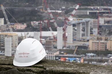 Operaio morto sul lavoro nel Trevigiano, schiacciato da un pannello metallico