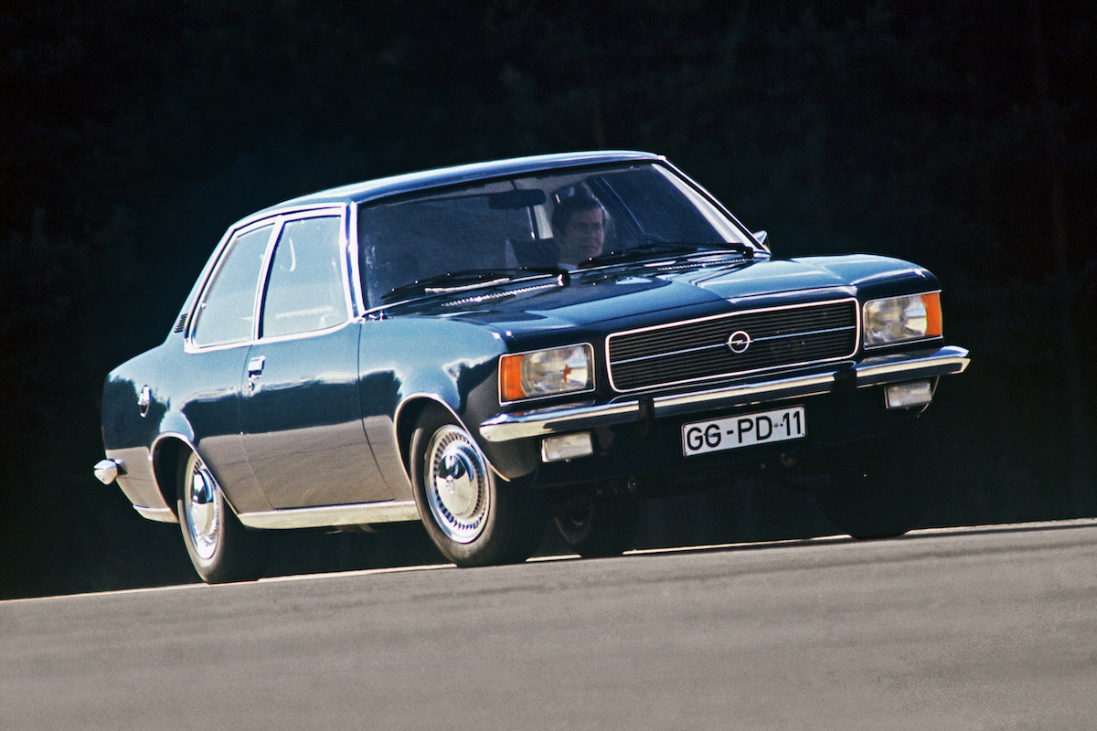Rekord D:La prima Opel diesel con motore 2.1 litri da 60 CV Rekord D:La prima Opel diesel con motore 2.1 litri da 60 CV
