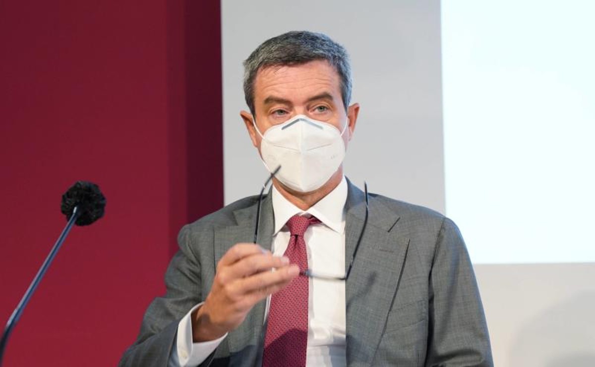 Dl fisco, 13 settimane di cassa Covid: rifinanziata indennità per quarantena Dl fisco, 13 settimane di cassa Covid: rifinanziata indennità per quarantena