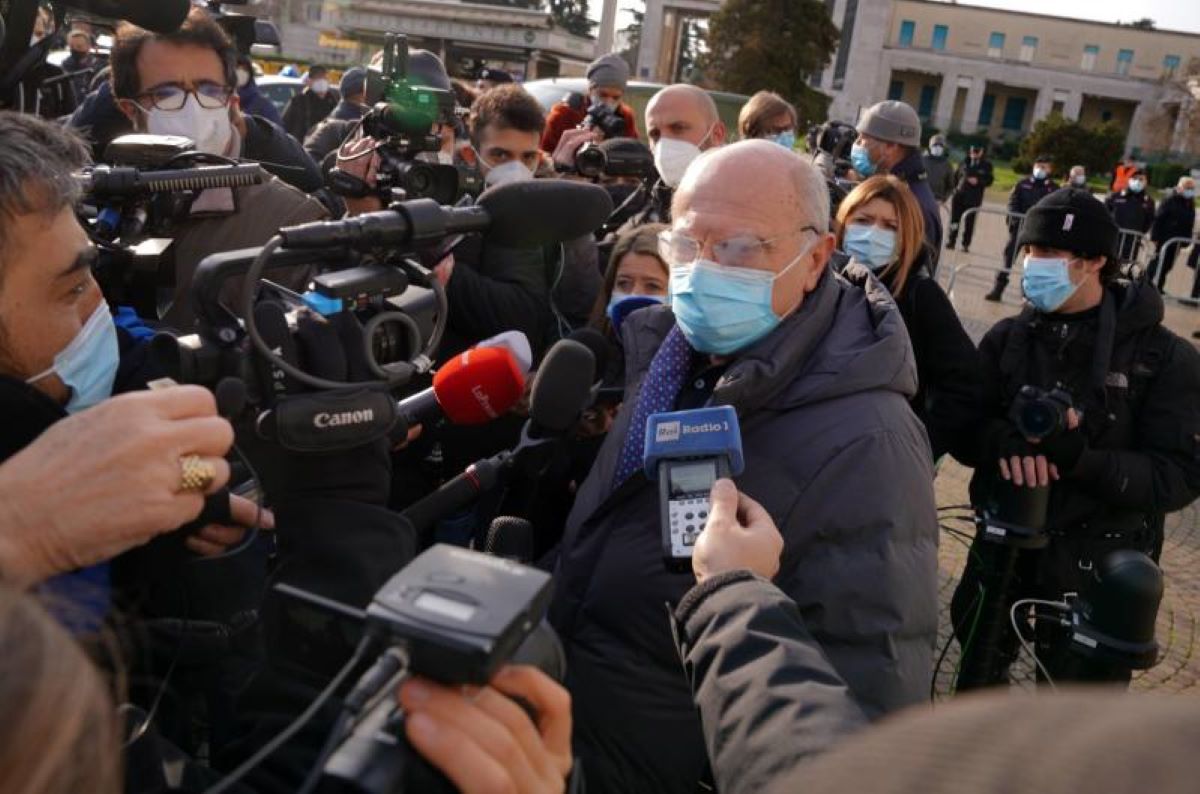 Tra tv e corsie d’ospedale, con concorsopoli finisce l’epopea del gallismo Tra tv e corsie d’ospedale, con concorsopoli finisce l’epopea del gallismo