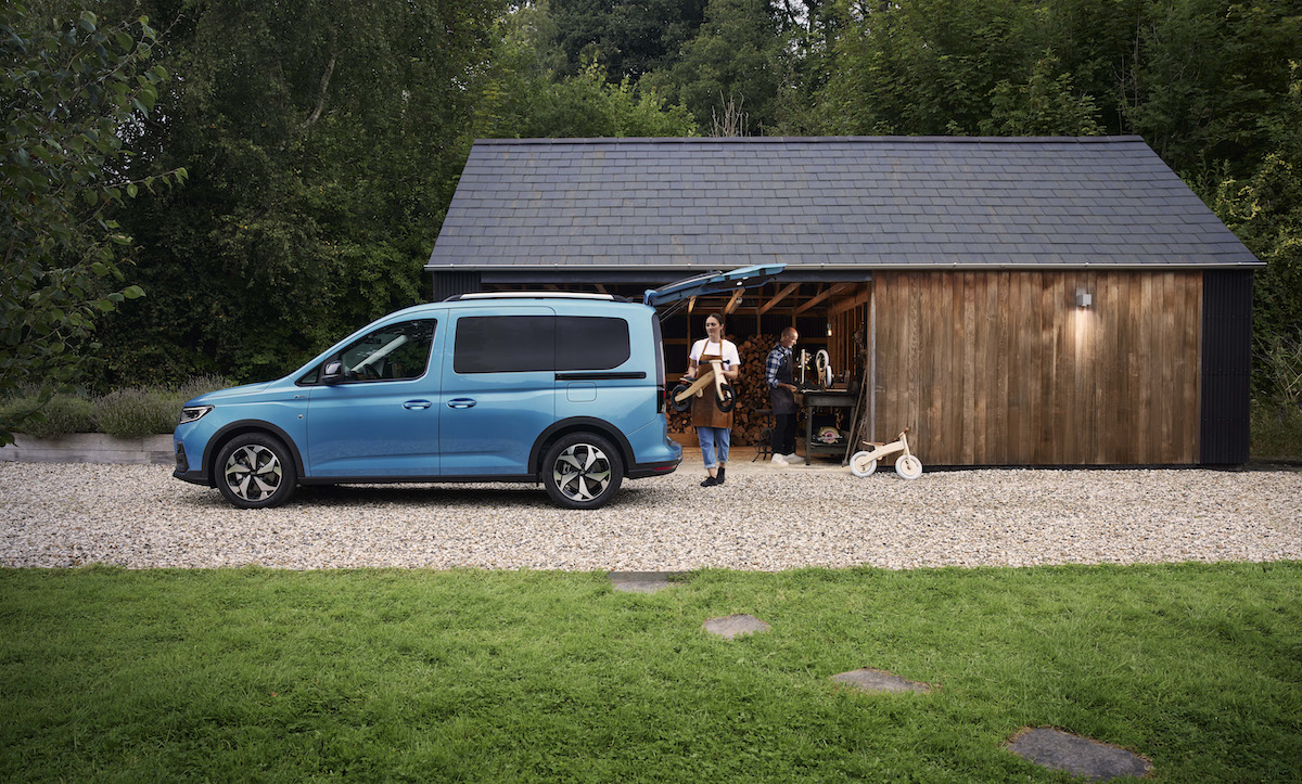 Ford: sempre più spazioso e versatile il nuovo Tourneo Connect