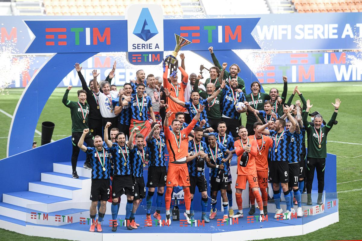 Galleria foto '“Inter, uno Scudetto irregolare”: l’attacco di Rocco Commisso (Fiorentina)' - foto 1