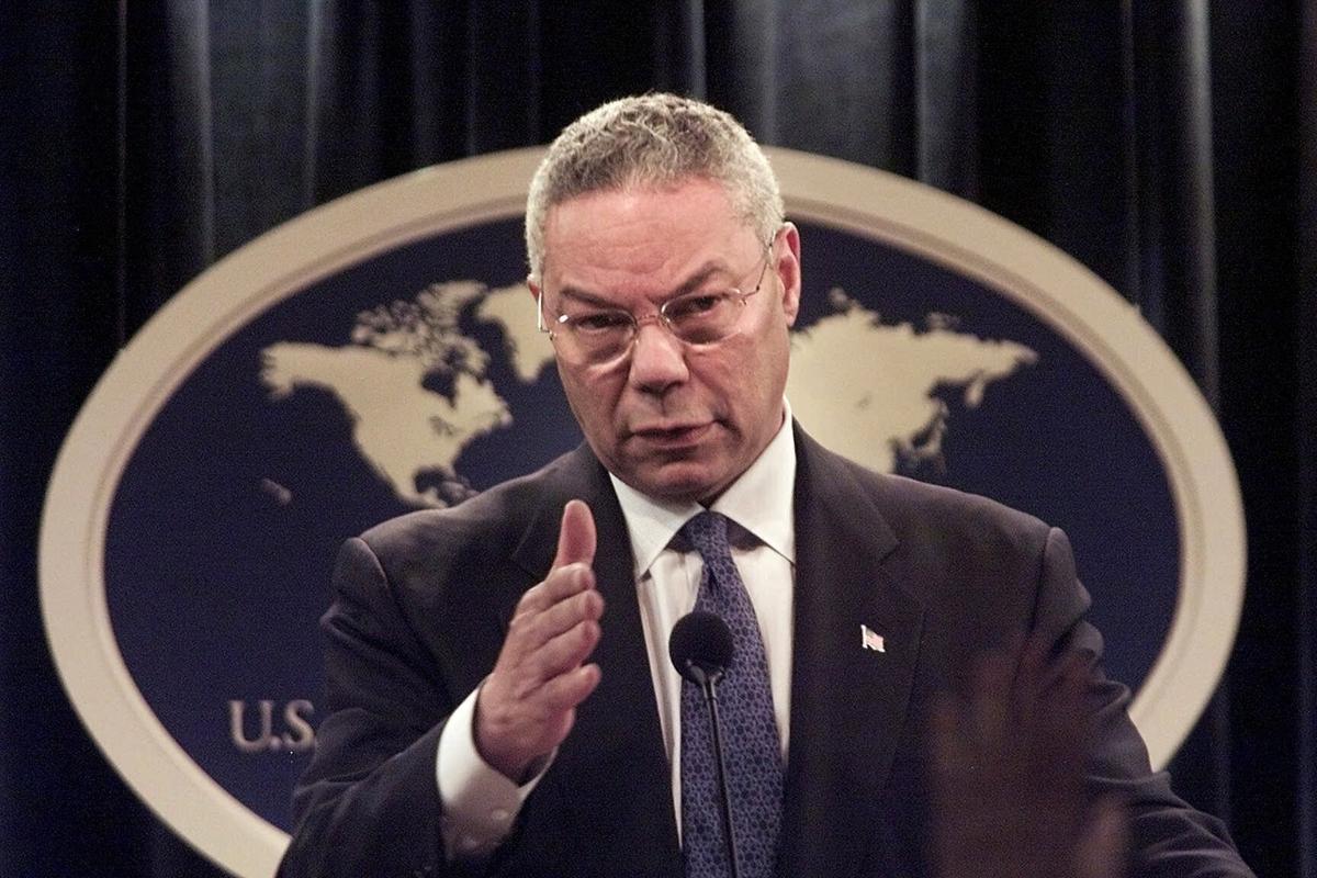 Morto per Covid Colin Powell, addio al primo segretario di Stato Usa di colore Morto per Covid Colin Powell, addio al primo segretario di Stato Usa di colore