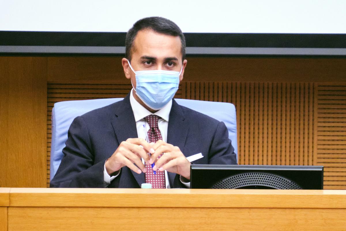Di Maio, dai Meetup alla Farnesina: esce il primo libro del ministro