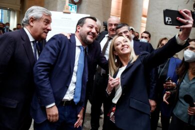 I social non spingono più gli antisistema. La destra rischia di perdere ancora
