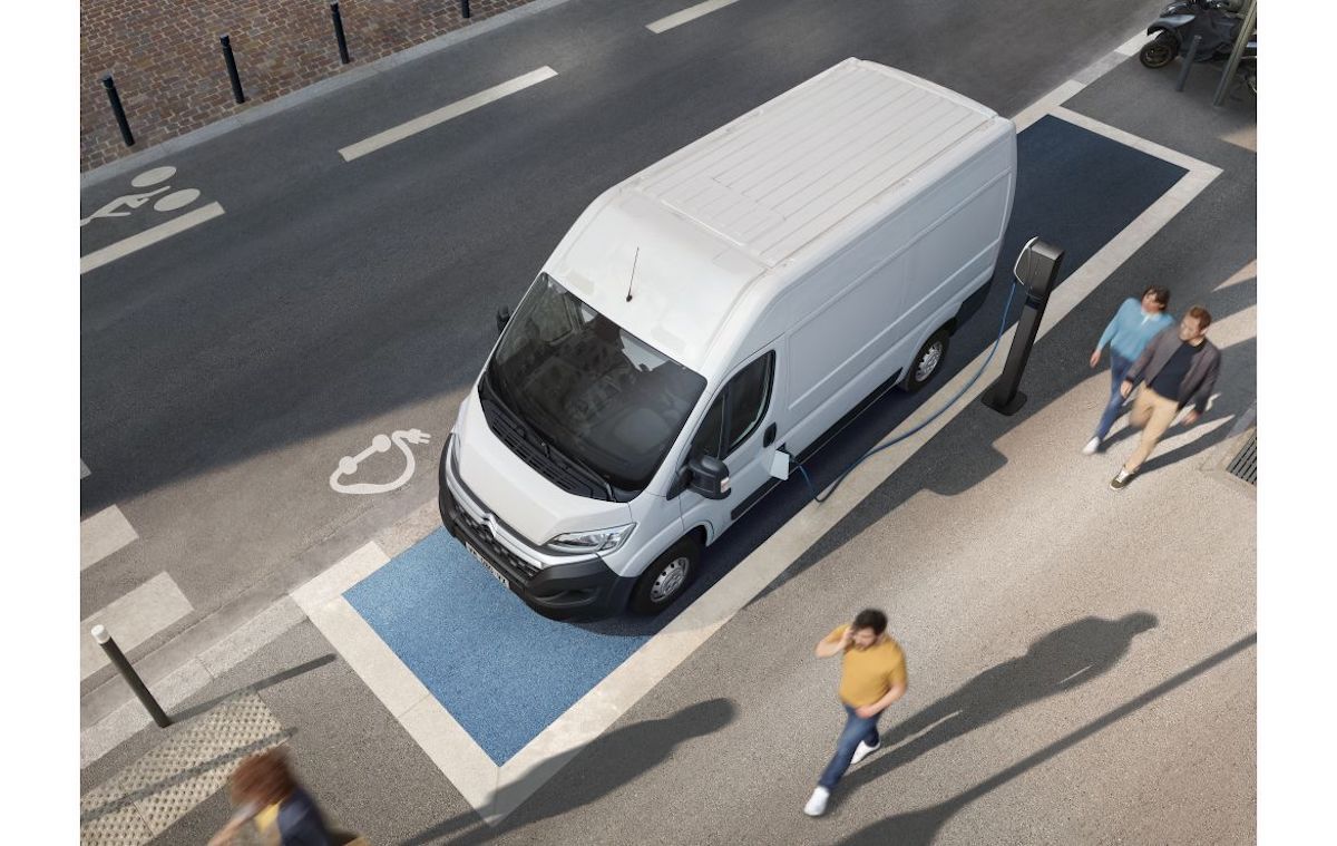 Nuovo Citroen E-Jumper ordinabile in Italia