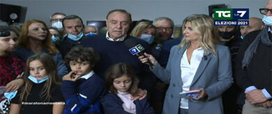 Mastella scatenato, vince a Benevento e attacca Letta: “Io da solo contro tutti”