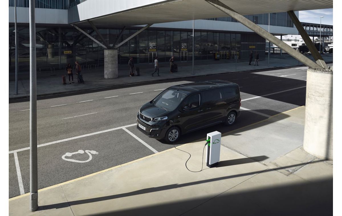Peugeot e-Traveller, l’elettrico del Leone Peugeot e-Traveller, l’elettrico del Leone