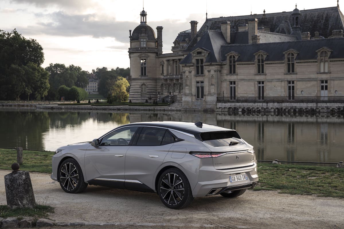 Nuova DS4, un nuovo modo di viaggiare Nuova DS4, un nuovo modo di viaggiare