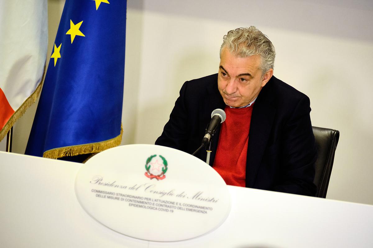 Galleria foto 'Draghi, pronto altro siluro ad Arcuri: via da Invitalia, dentro Mattarella jr' - foto 1