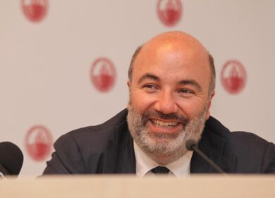 Mps, il caso dell’ex AD Fabrizio Viola: la banca rivuole parte dello stipendio