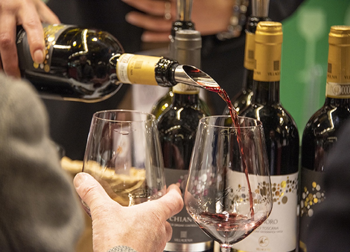 Vino, Unicredit e Banfi: partnership per sostenere la filiera vitivinicola Vino, Unicredit e Banfi: partnership per sostenere la filiera vitivinicola