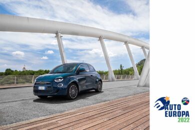 Nuova Fiat 500 è Auto Europa 2022