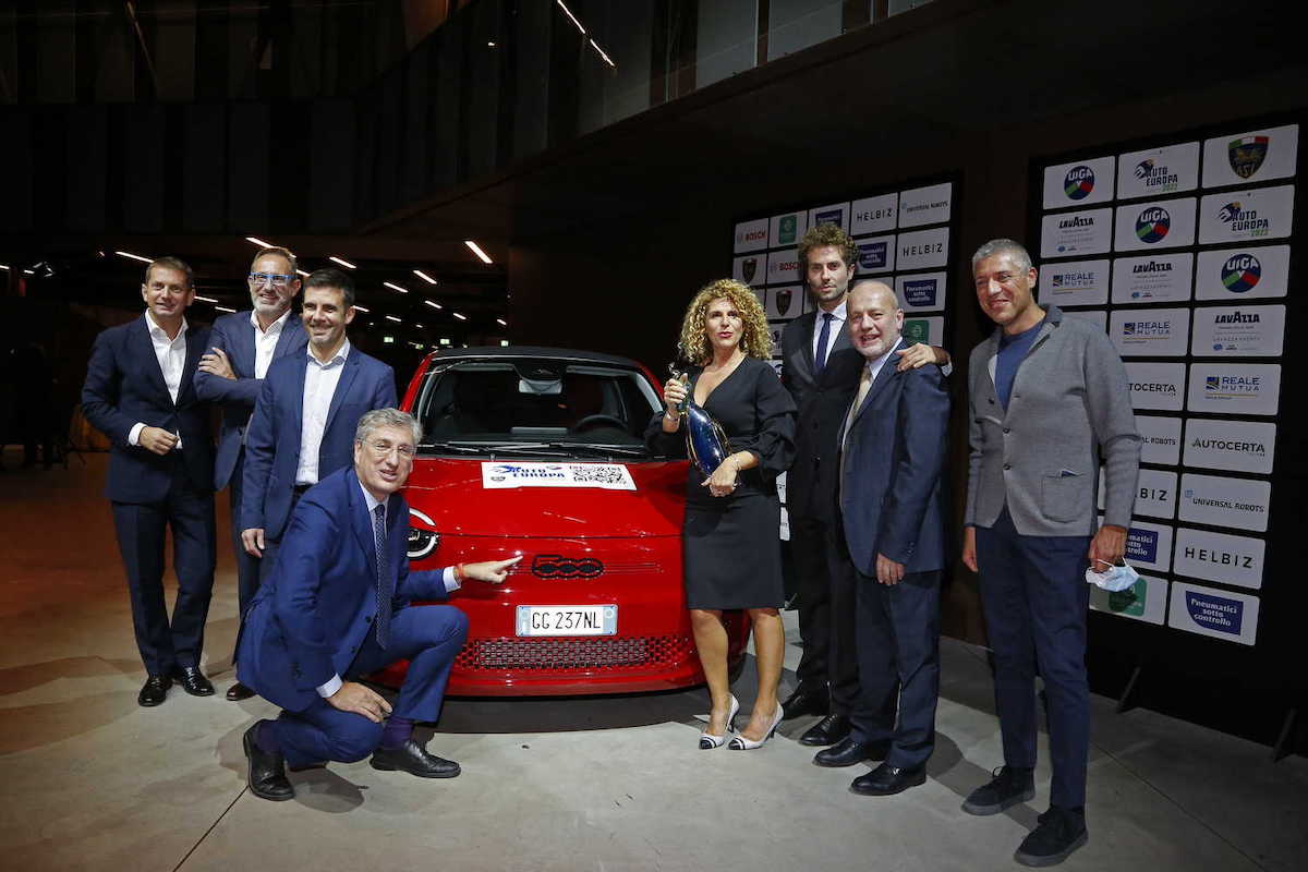 Nuova Fiat 500 è Auto Europa 2022