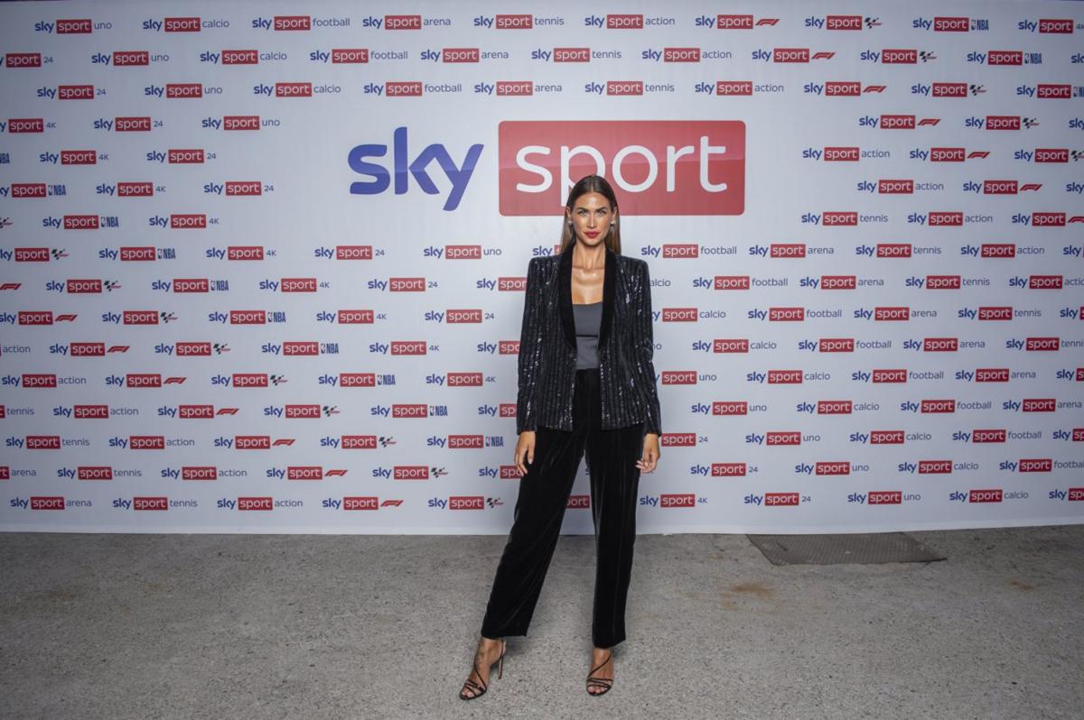 Melissa Satta raddoppia su Sky: dopo il Club, calcio e musica con Goal Deejay Melissa Satta raddoppia su Sky: dopo il Club, calcio e musica con Goal Deejay