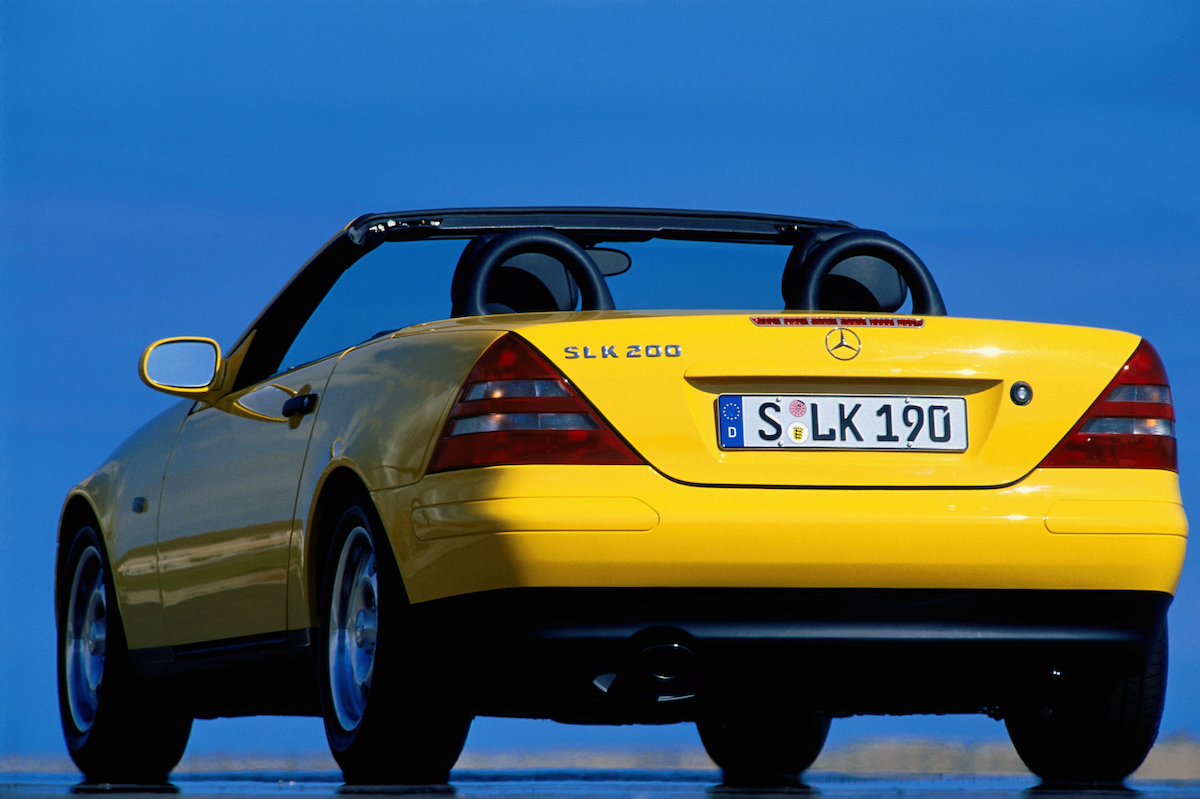 Mercedes SLK festeggia ad ‘Auto e Moto d’Epoca’ i suoi 25 anni