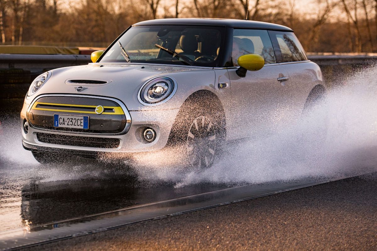 Pirelli: viaggiare sicuri e in regola d’inverno Pirelli: viaggiare sicuri e in regola d’inverno