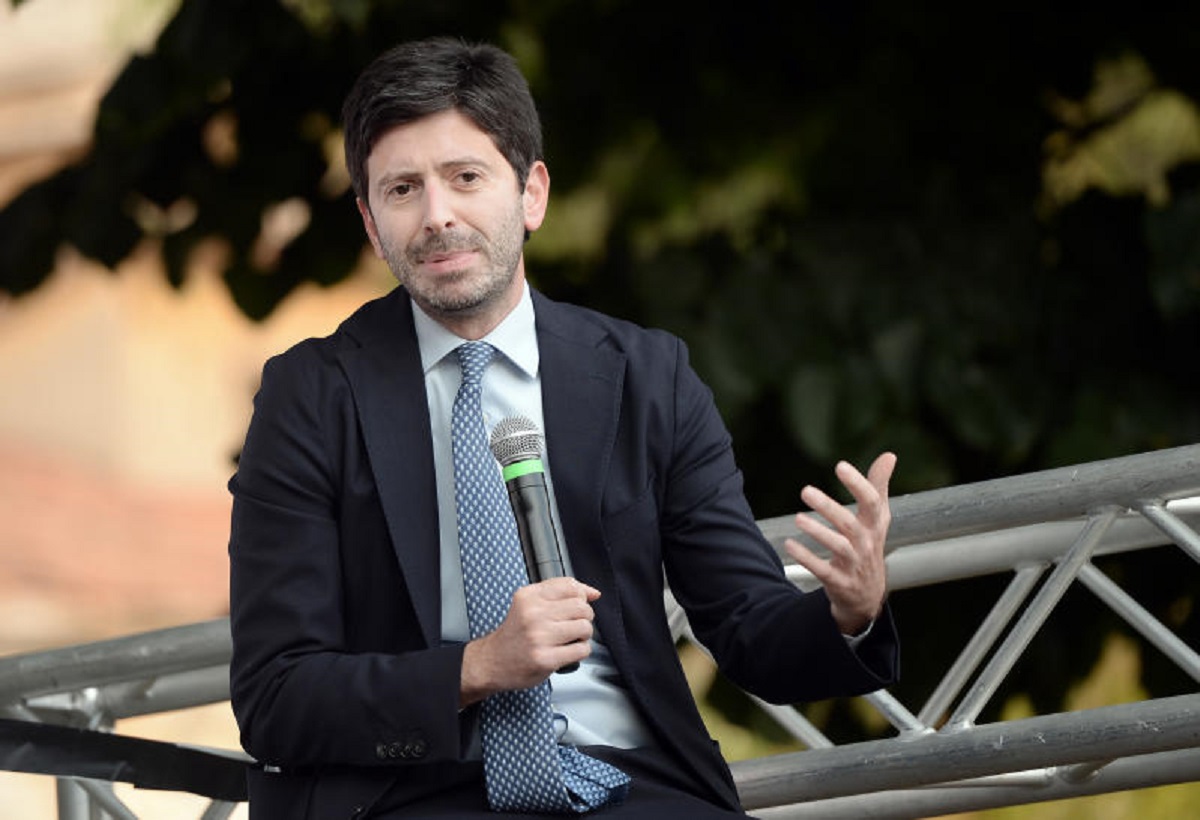 Carta di Matera, Speranza “battezza” la riforma sanitaria nella sua Basilicata Carta di Matera, Speranza “battezza” la riforma sanitaria nella sua Basilicata