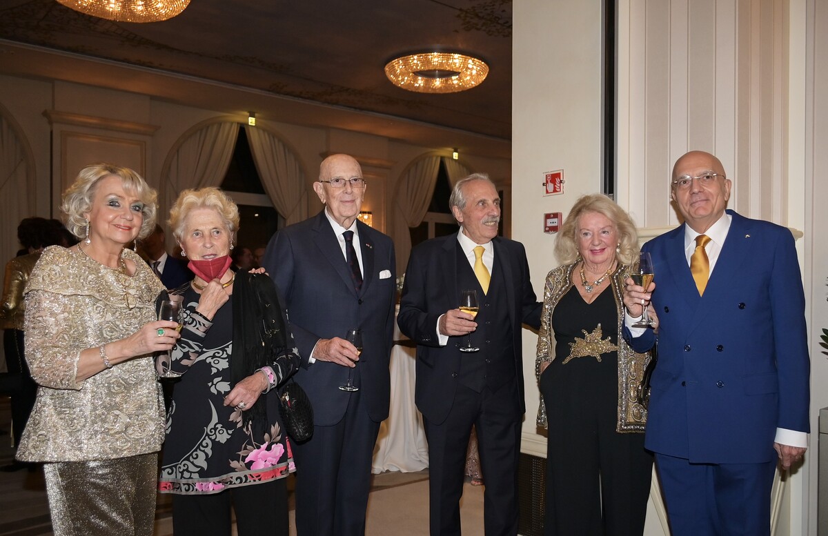 Daniela Javarone nozze d’oro una vita con Mario