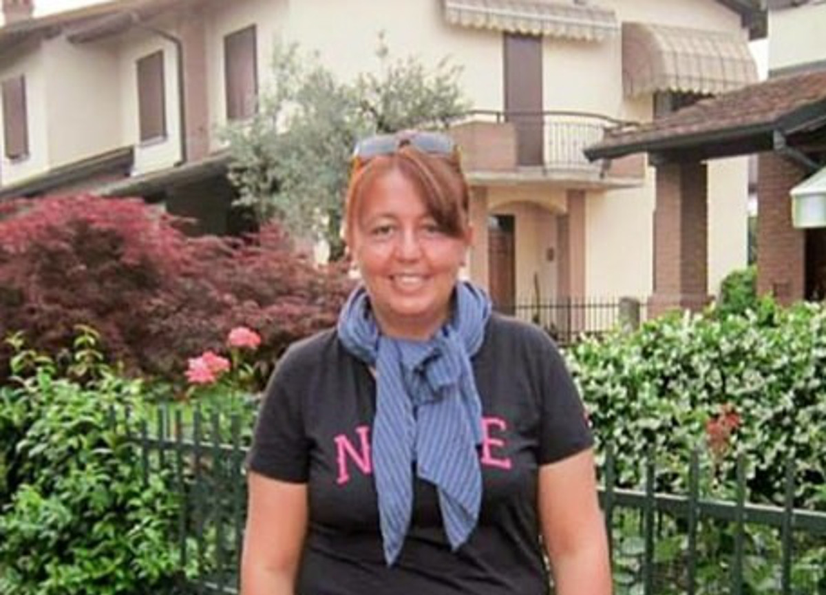 Donna uccisa a martellate, il killer la minacciava con messaggi sui muri Donna uccisa a martellate, il killer la minacciava con messaggi sui muri