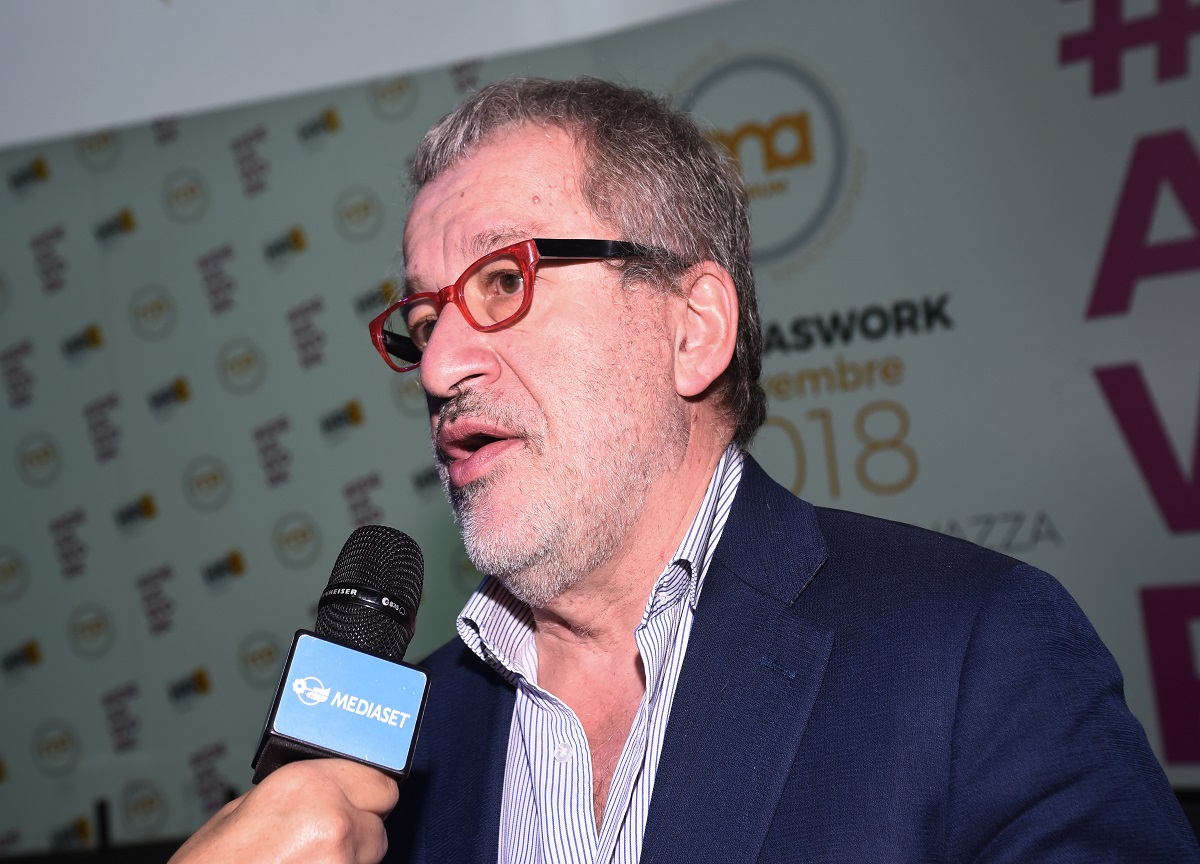 Maroni: “Salvini? Non mi ha telefonato. Alle Comunali meglio i sindaci del Pd” Maroni: “Salvini? Non mi ha telefonato. Alle Comunali meglio i sindaci del Pd”