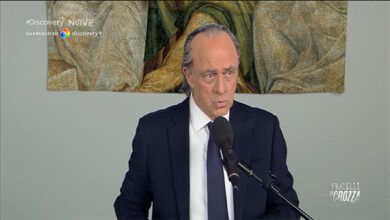 Fratelli di Crozza: Zaia si ubriaca con il prosek Croato. VIDEO