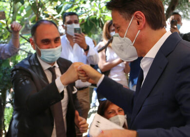 M5s, i contiani contro Draghi: “Faccia ripartire il cashback come da accordi”