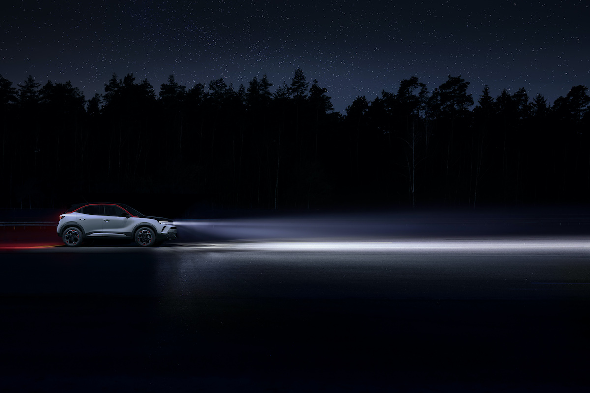 Opel, la tecnologia dell’illuminazione disponibile a tutti Opel, la tecnologia dell’illuminazione disponibile a tutti