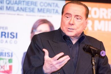 Quirinale, le prostitute di Tarantini fanno saltare il piano a Berlusconi