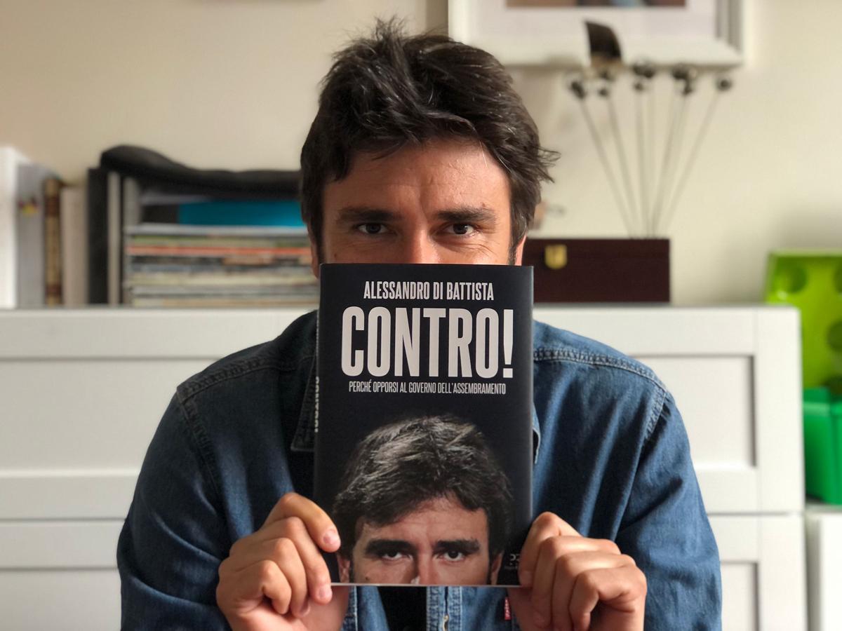 M5s, siluro Di Battista ai suoi ex compagni. Il tour organizzato da Rousseau M5s, siluro Di Battista ai suoi ex compagni. Il tour organizzato da Rousseau