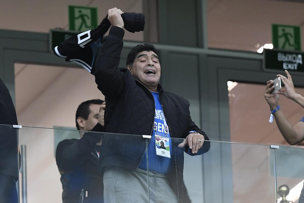 Maradona “si è gonfiato fino a che il suo cuore è esploso”: parla l’avvocato Maradona “si è gonfiato fino a che il suo cuore è esploso”: parla l’avvocato