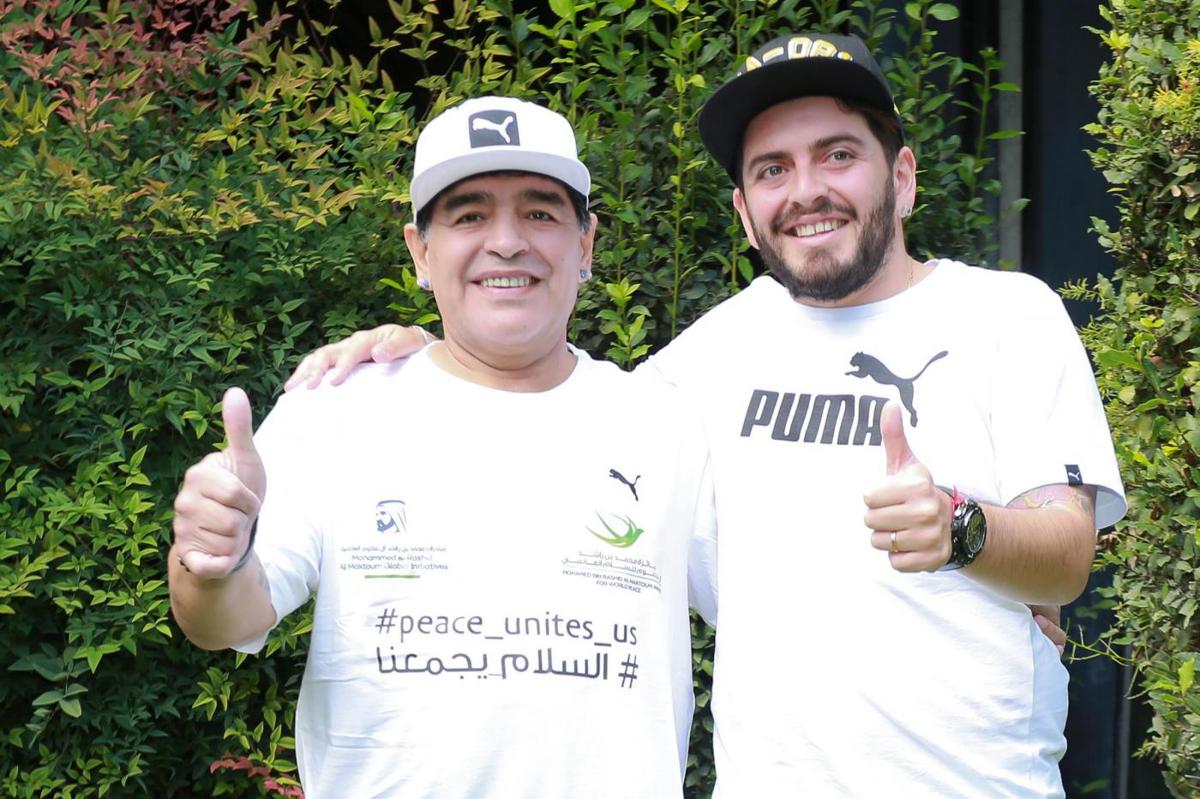 Maradona “si è gonfiato fino a che il suo cuore è esploso”: parla l’avvocato Maradona “si è gonfiato fino a che il suo cuore è esploso”: parla l’avvocato
