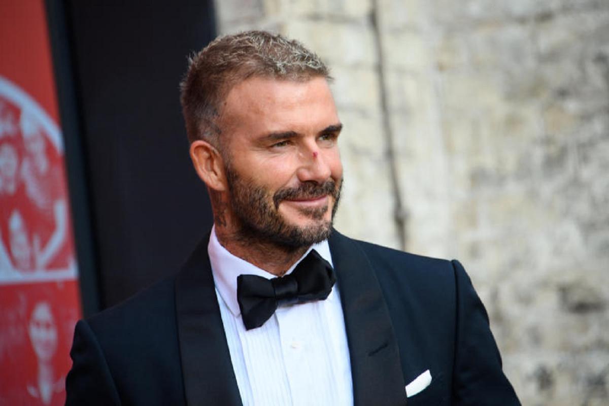 Qatar 2022, Beckham ambasciatore per 177 mln: “I soldi prima della morale” Qatar 2022, Beckham ambasciatore per 177 mln: “I soldi prima della morale”