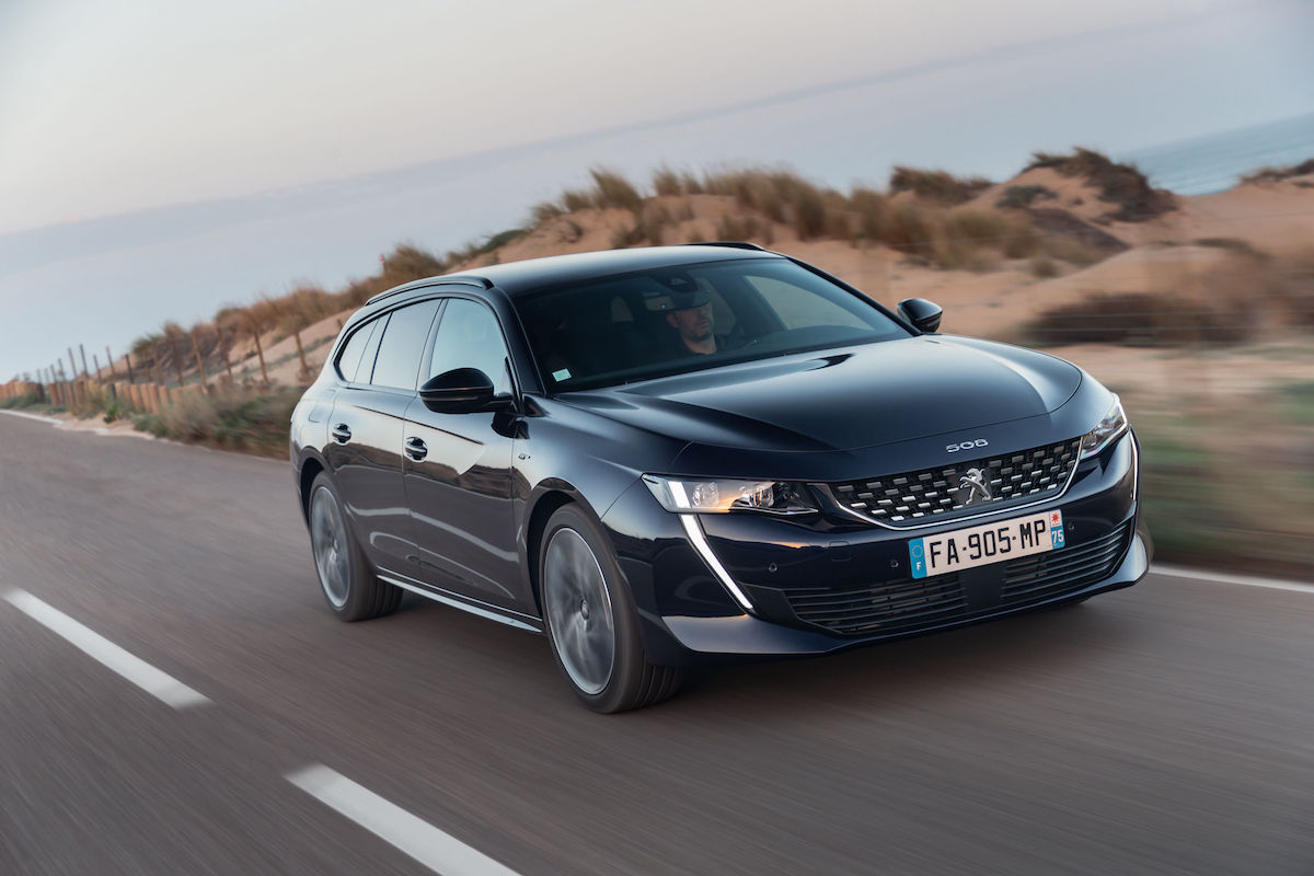 Peugeot: la filosofia della guida elettrica Peugeot: la filosofia della guida elettrica