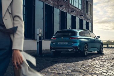 Peugeot: la filosofia della guida elettrica